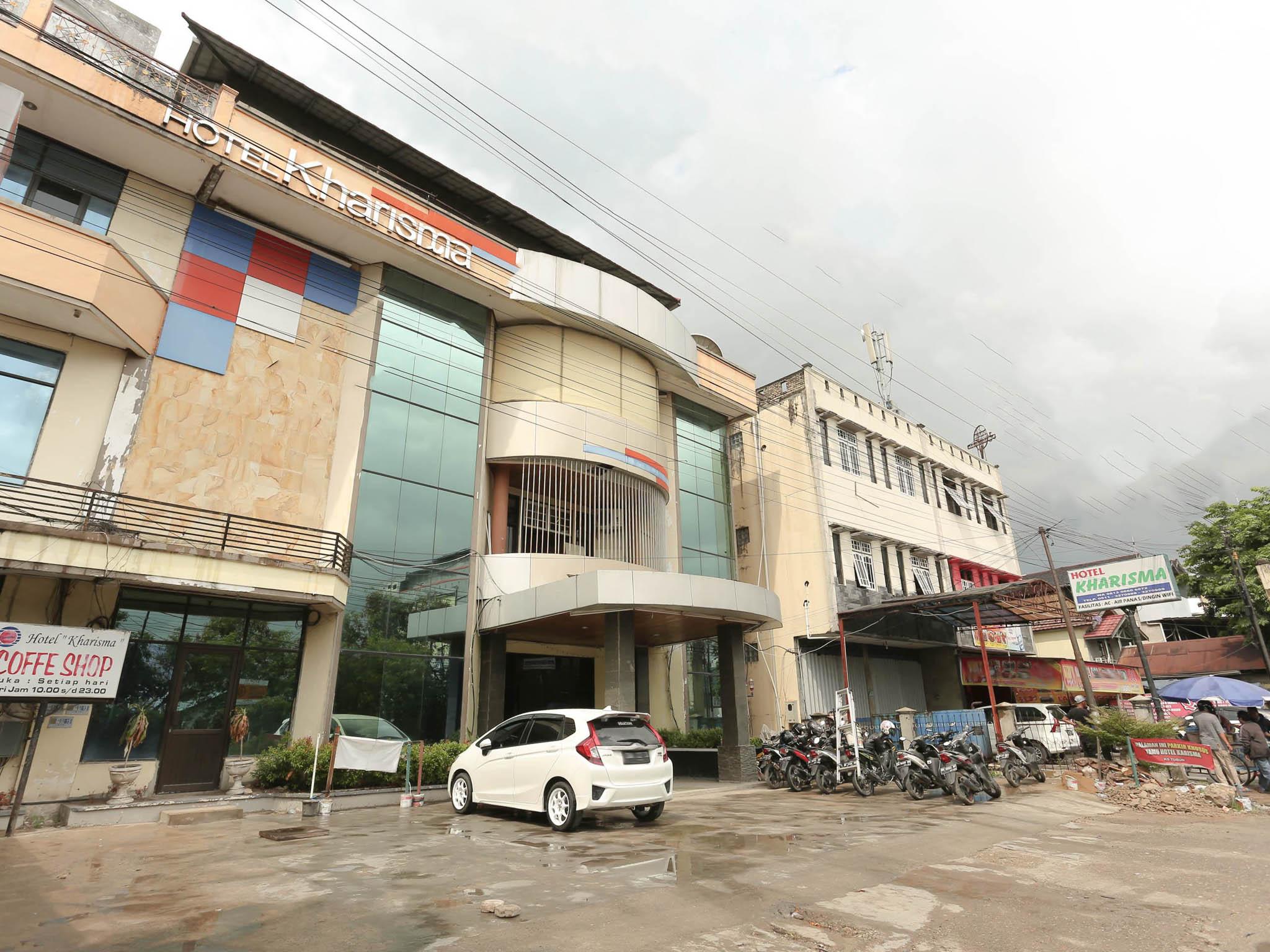 Urbanview Hotel Kharisma Banjarmasin Banjarmasin  Esterno foto