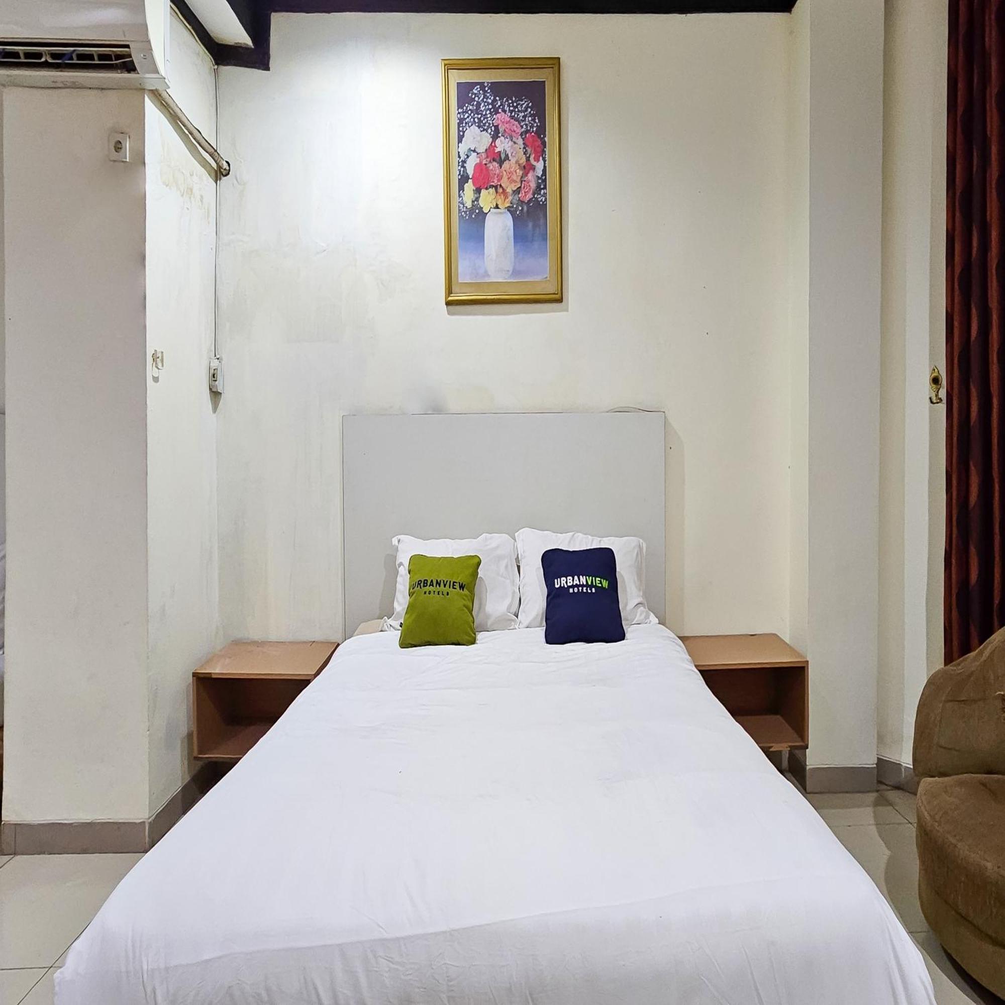 Urbanview Hotel Kharisma Banjarmasin Banjarmasin  Esterno foto