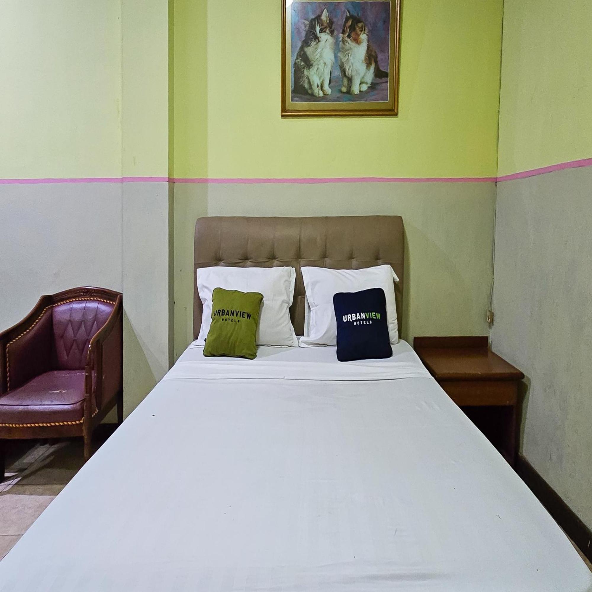 Urbanview Hotel Kharisma Banjarmasin Banjarmasin  Esterno foto