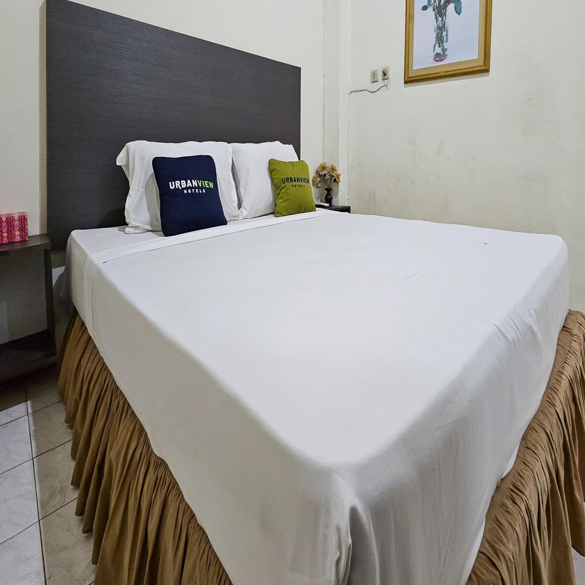 Urbanview Hotel Kharisma Banjarmasin Banjarmasin  Esterno foto